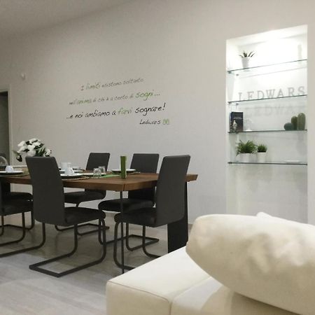 Ledwars Bed & Breakfast Taviano  Luaran gambar
